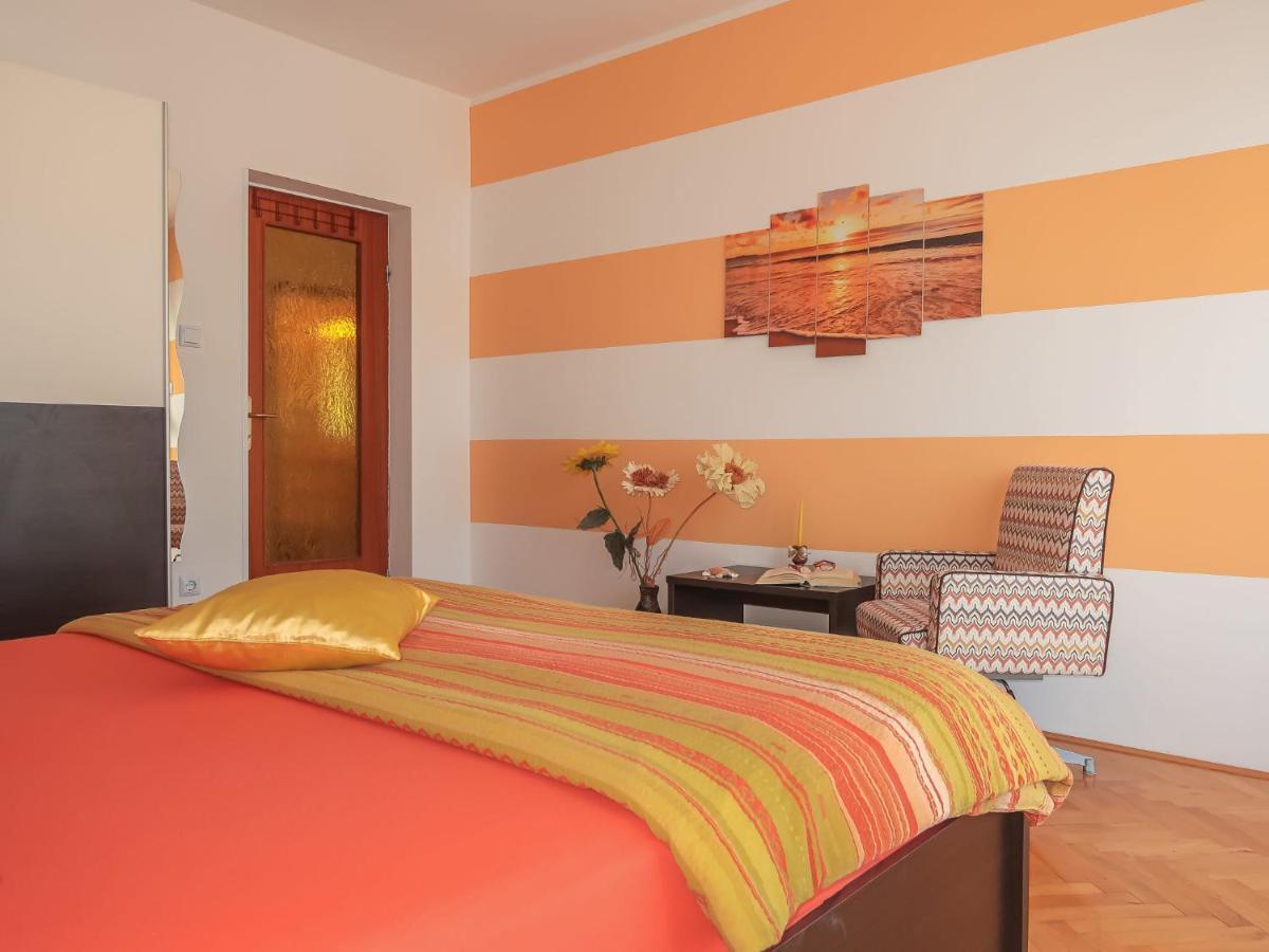 Apartment Rea - Ckv110 By Interhome Crikvenica Exterior photo